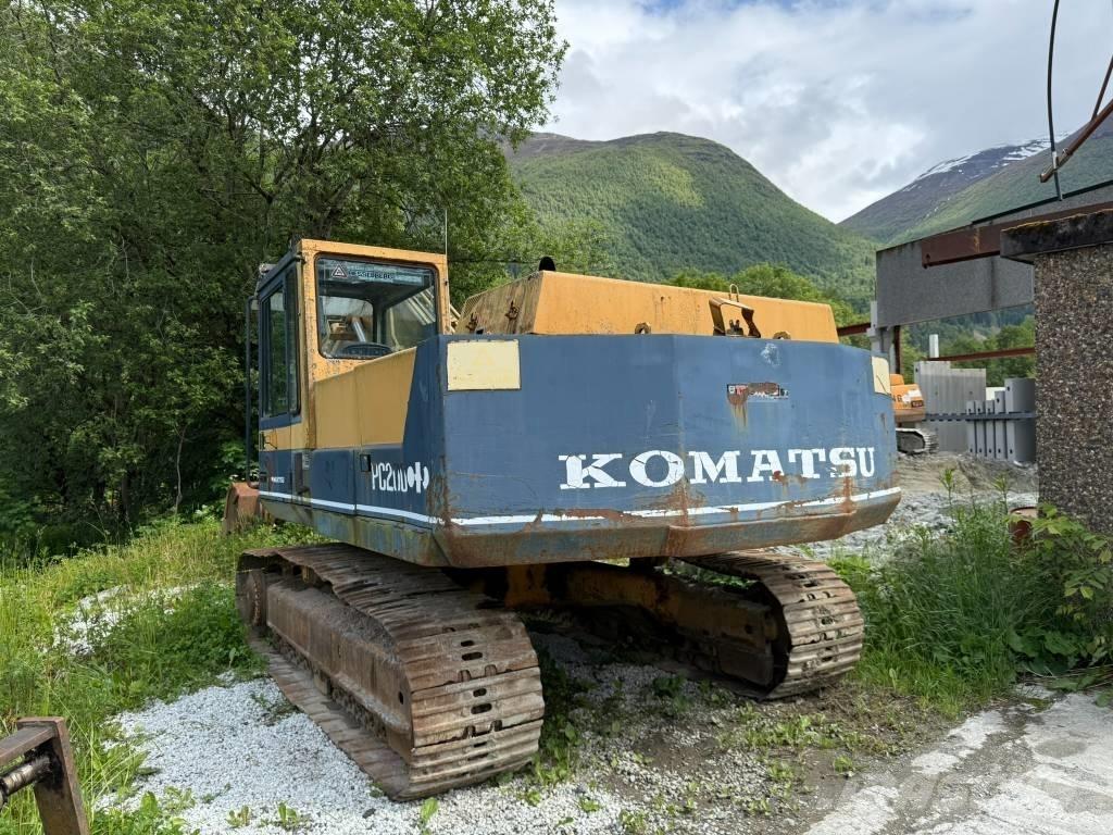Komatsu PC 200-3 大型油圧ショベル12t以上（パワーショベル・ユンボ）