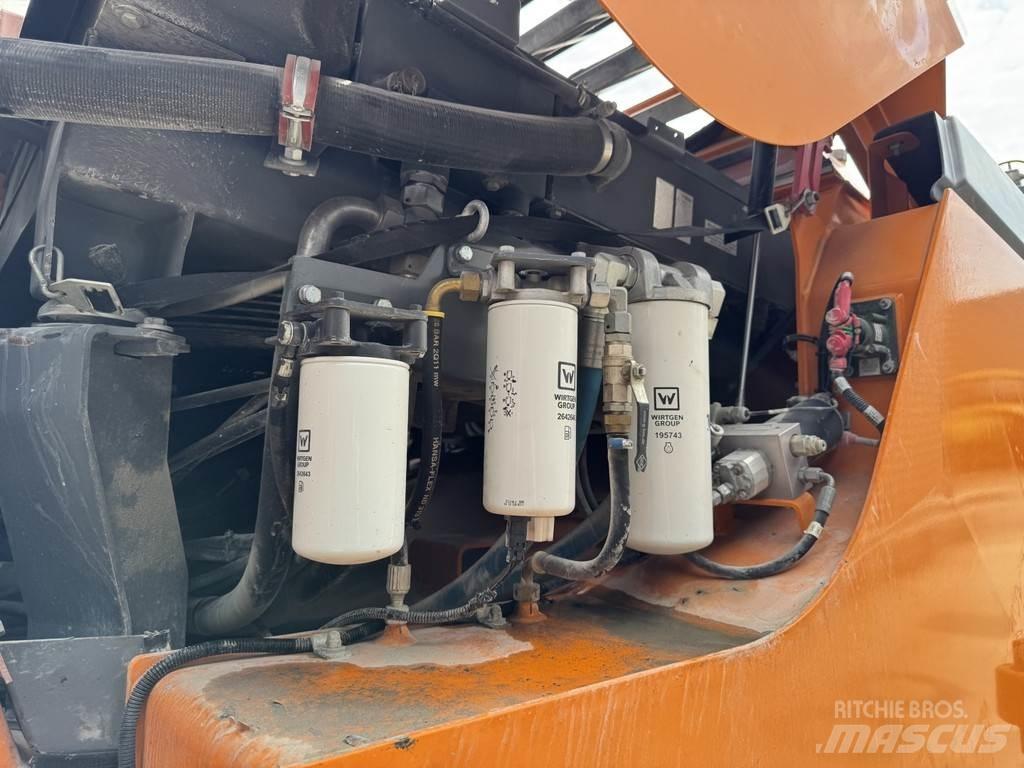 Wirtgen W 100 FI アスファルトコールドミリングマシーン