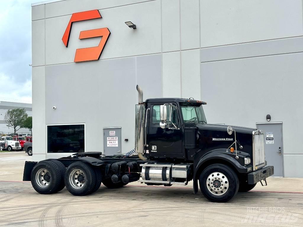Western Star 4900 中古トラクターヘッド | トレーラーヘッド