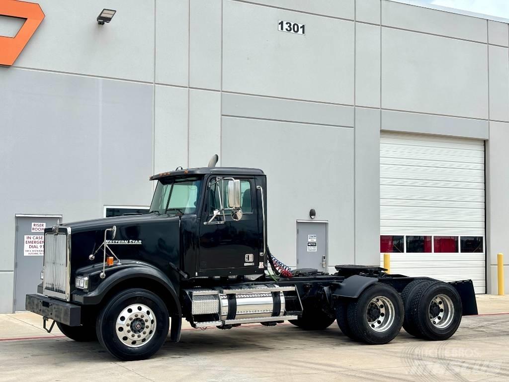 Western Star 4900 中古トラクターヘッド | トレーラーヘッド