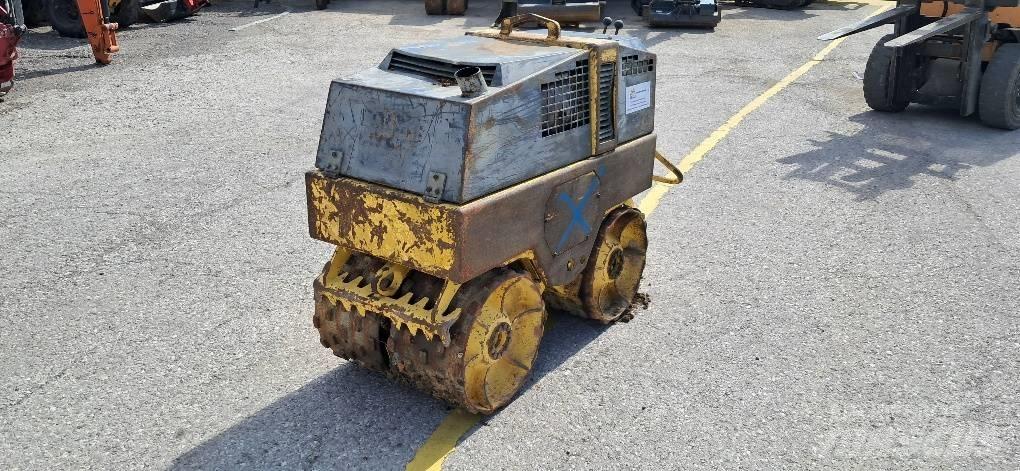 Bomag BW65T ソイルコンパクター