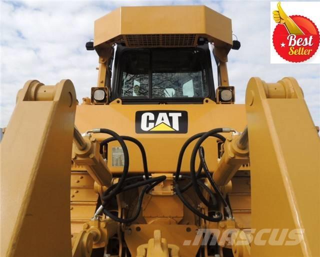 CAT D 7 R ブルドーザー