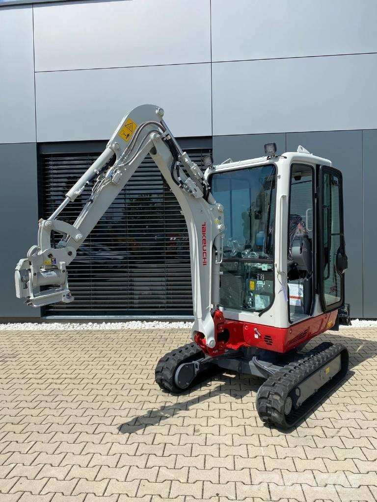 Takeuchi TB 320 ミニ油圧ショベル 7t以下（ミニユンボ・ミニディガー）