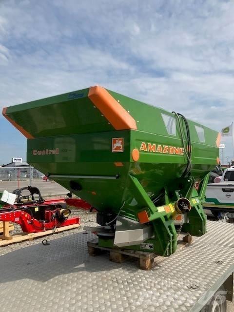 Amazone ZA-M Maxis ミネラル散布機