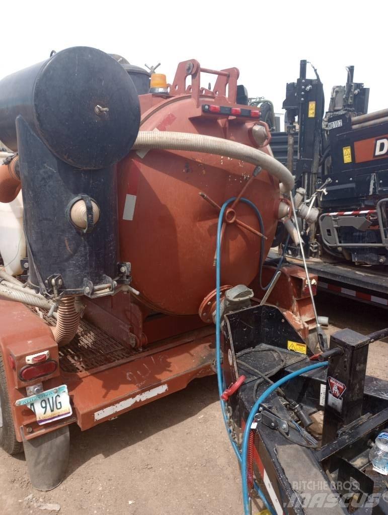 Ditch Witch FX30 Vac 掘削装置アクセサリー・アタッチメント及びスペアパーツ