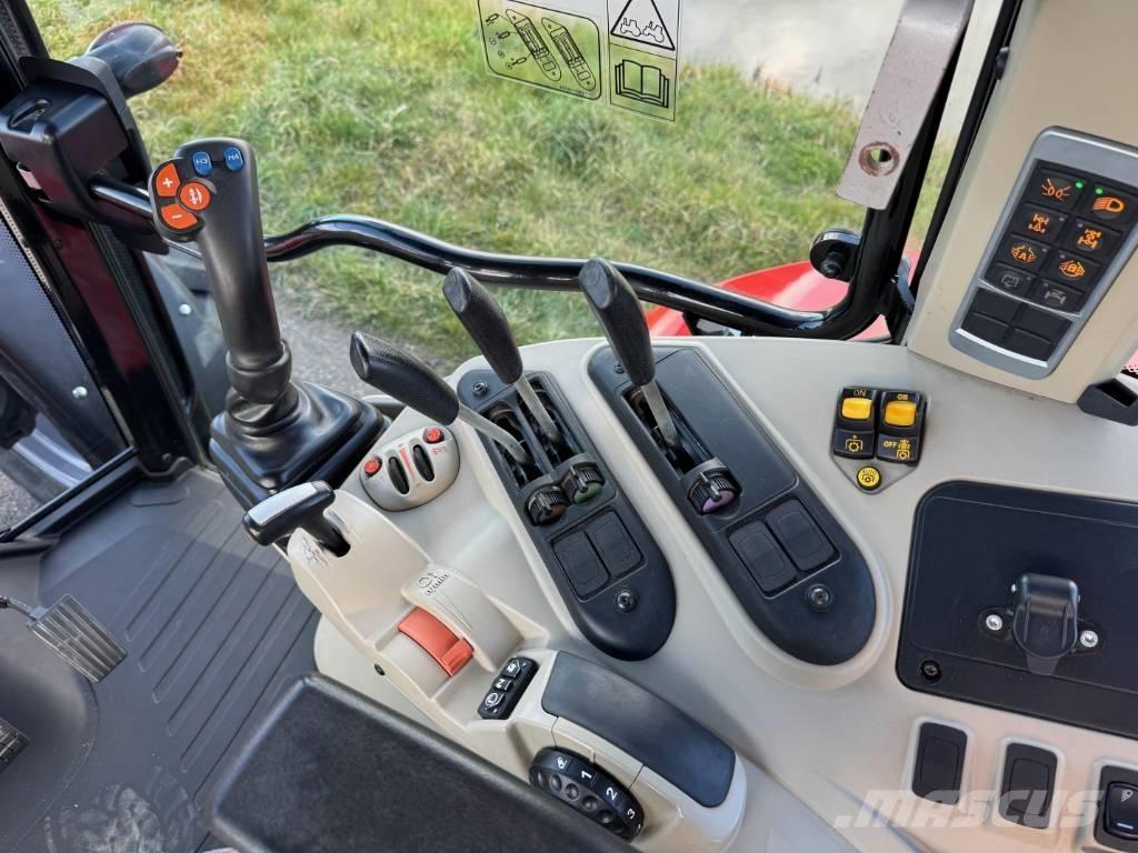 Massey Ferguson 5609 トラクター