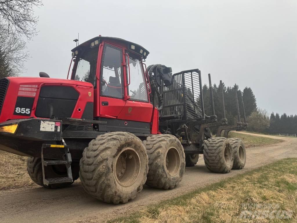 Komatsu XF 855-2 フォワーダー