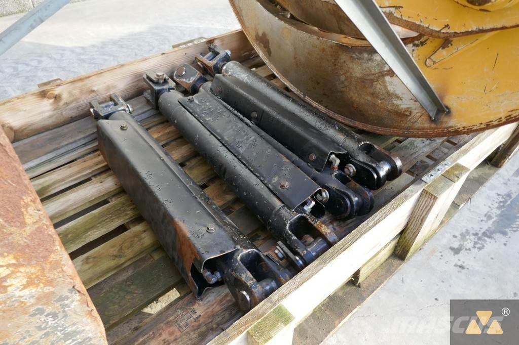 CAT 525D Grapple トラック・トレーラー - 　その他