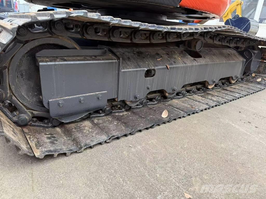 Kubota 163 大型油圧ショベル12t以上（パワーショベル・ユンボ）