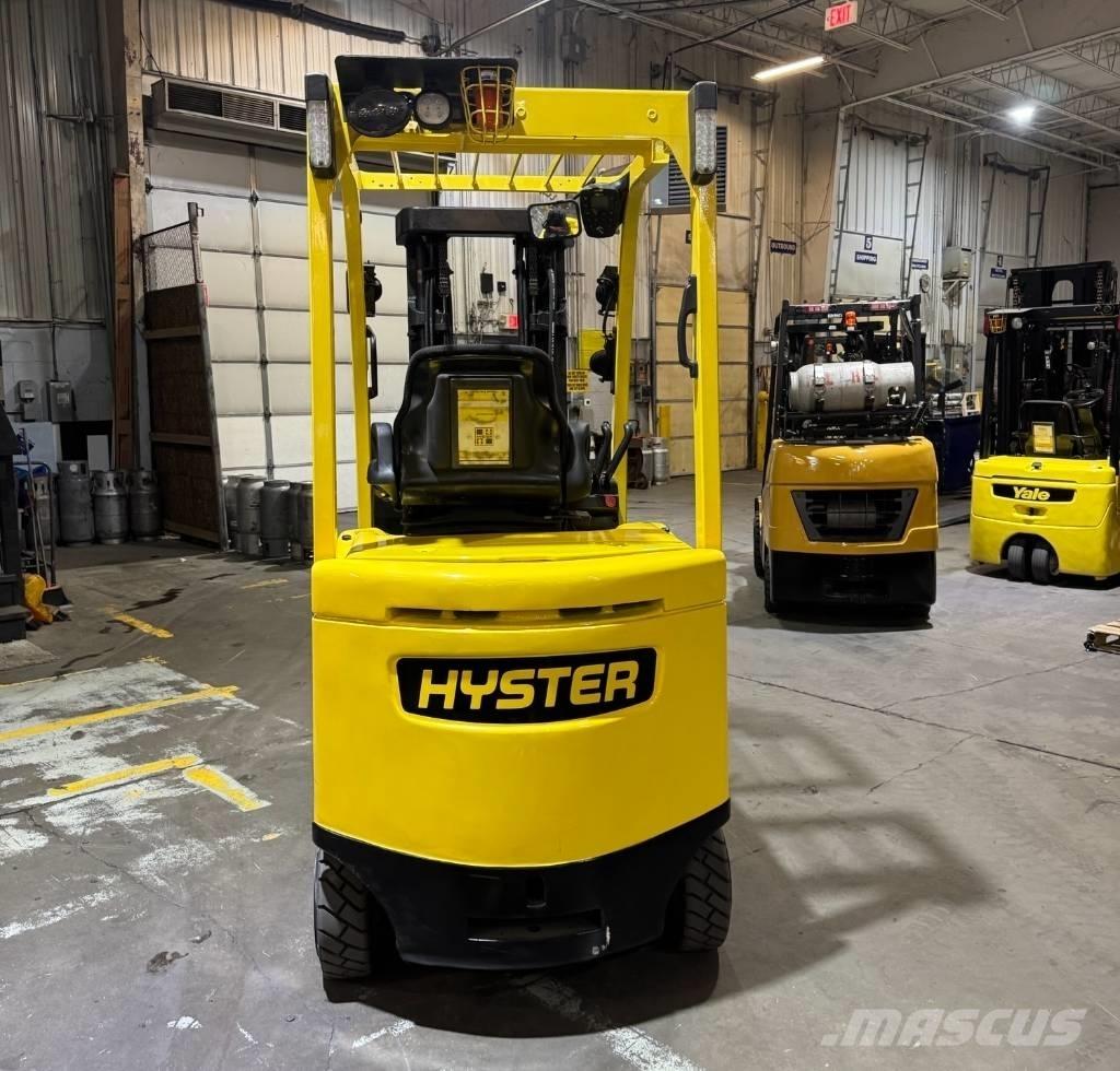 Hyster E 60 XN バッテリーフォークリフト