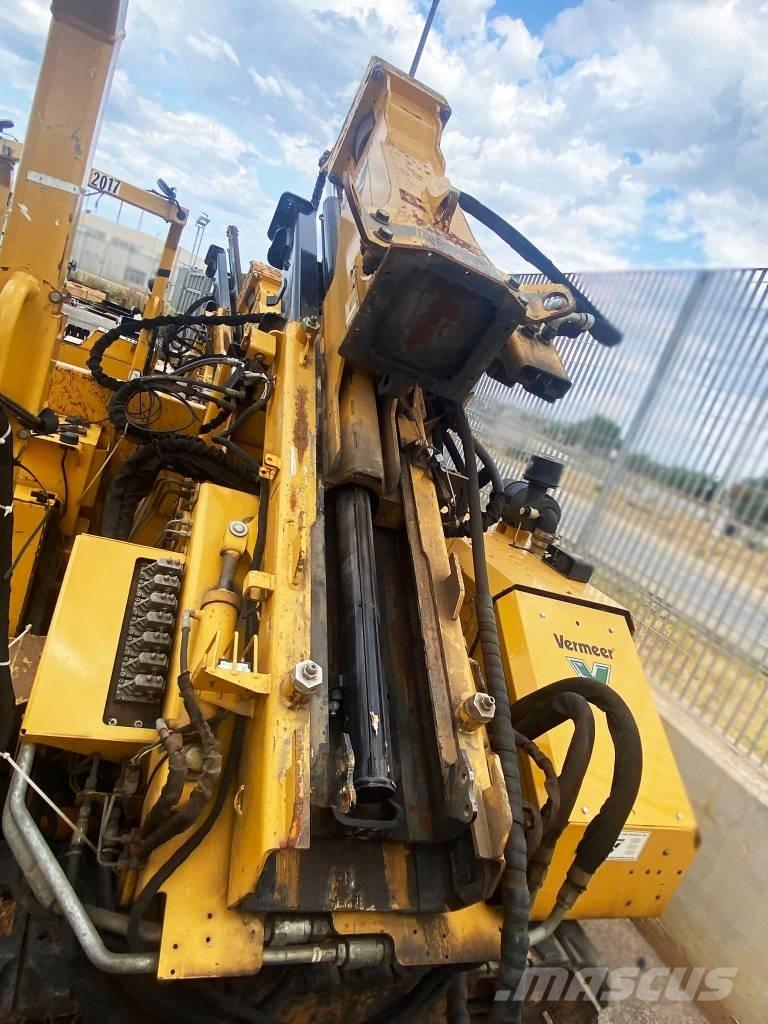 Vermeer PD10 振動式パイルドライバー
