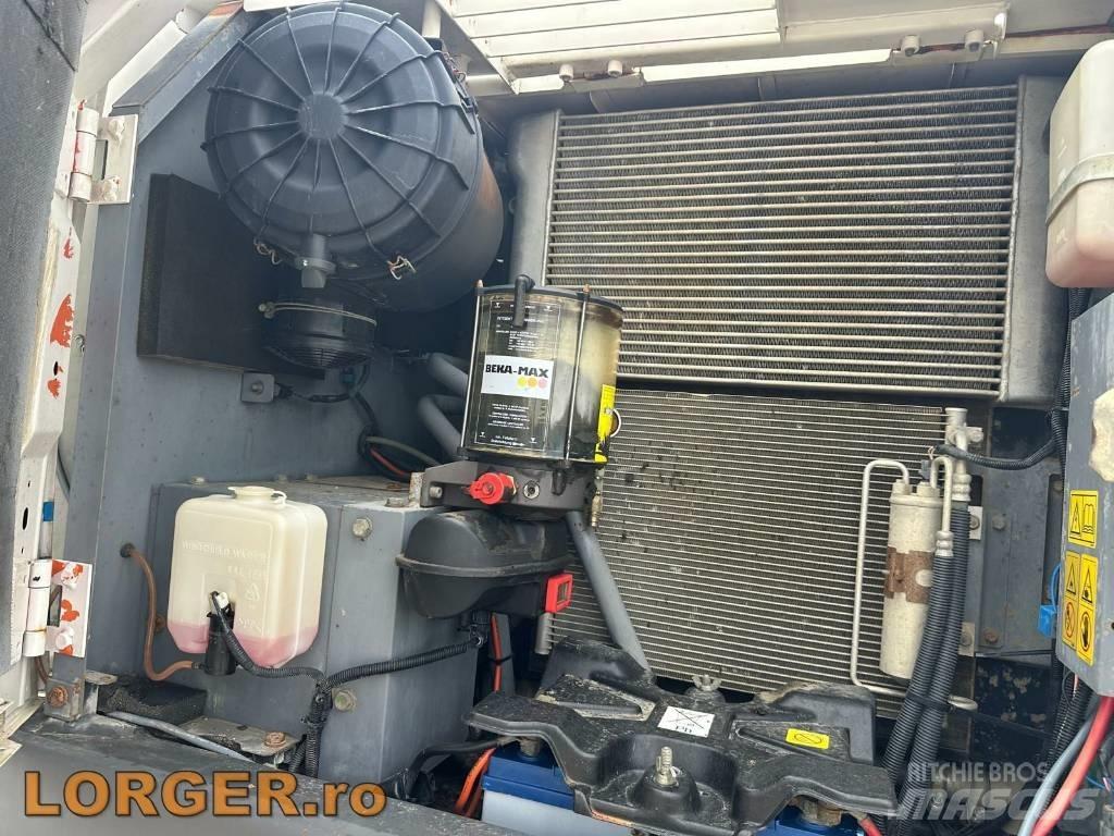 Hitachi ZX 140 W-3 ホイール式油圧ショベル（パワーショベル・ユンボ・バックホー）
