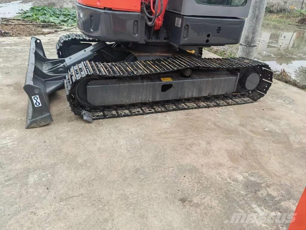 Hitachi ZX 55 UR ミニ油圧ショベル 7t以下（ミニユンボ・ミニディガー）