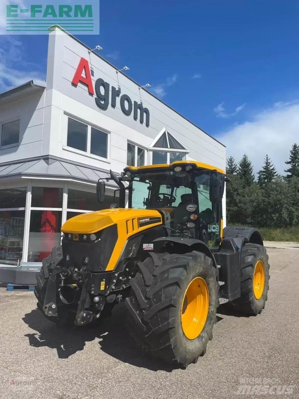 JCB fastrac 4220 トラクター