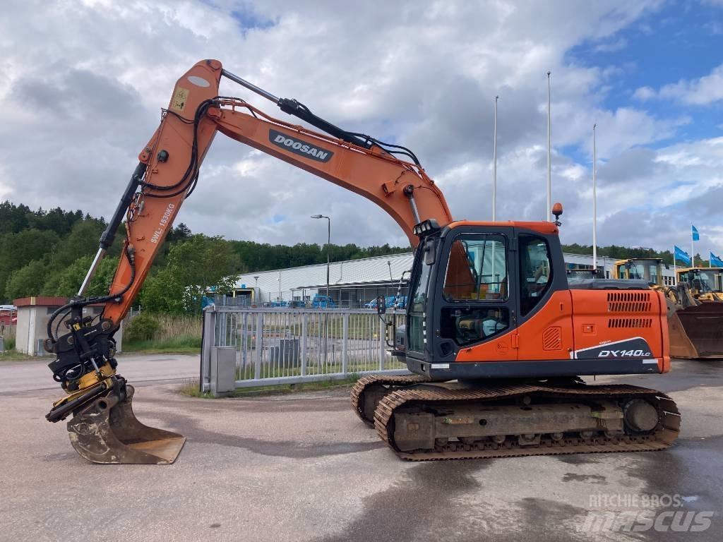 Doosan DX 140 LC-3 大型油圧ショベル12t以上（パワーショベル・ユンボ）