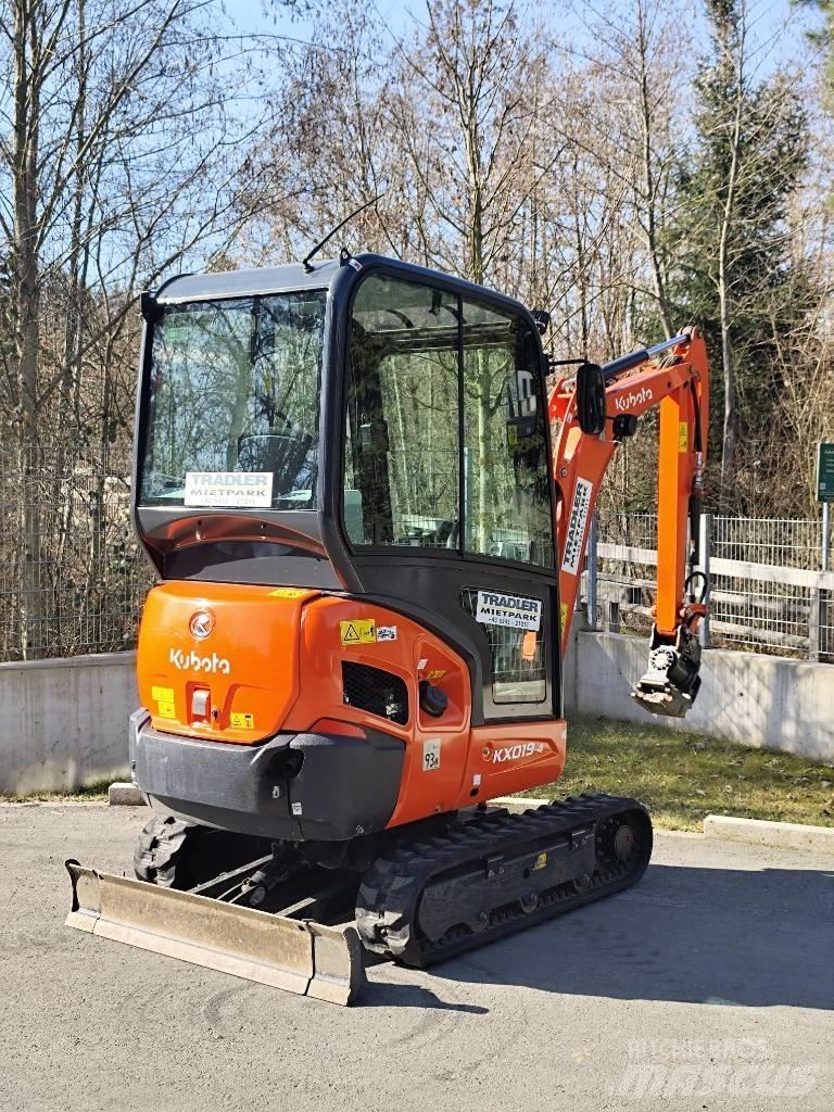 Kubota KX 019-4 ミニ油圧ショベル 7t以下（ミニユンボ・ミニディガー）