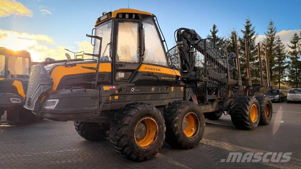 Ponsse Buffalo フォワーダー