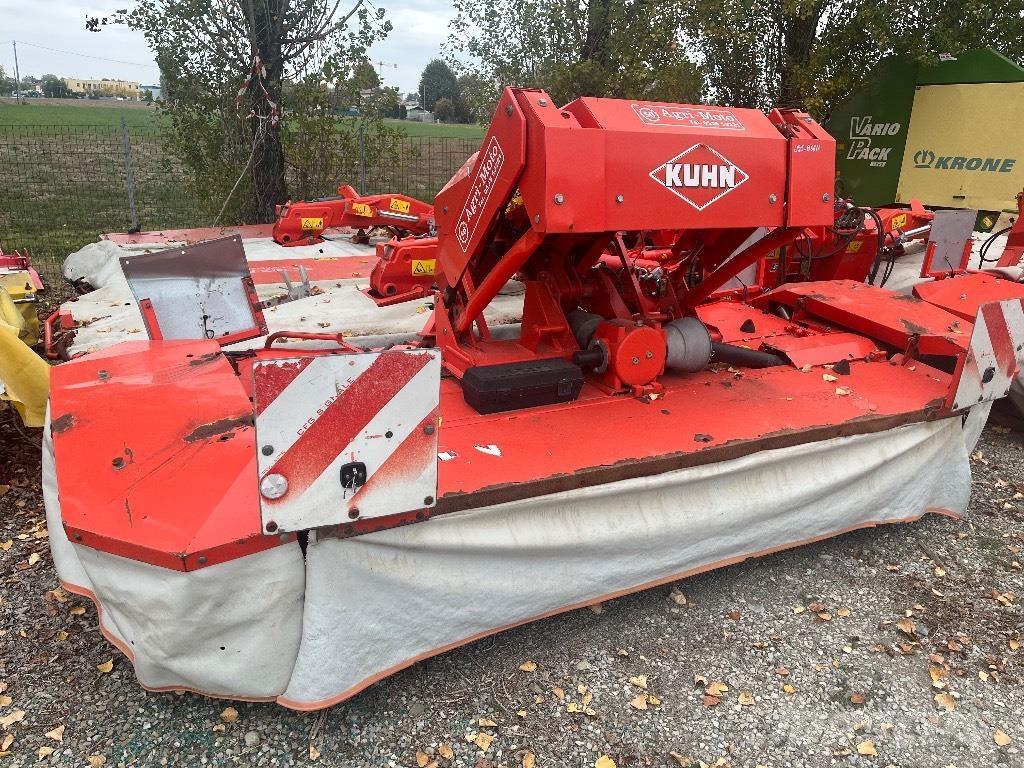 Kuhn FC 813 R モアーコンディショナー