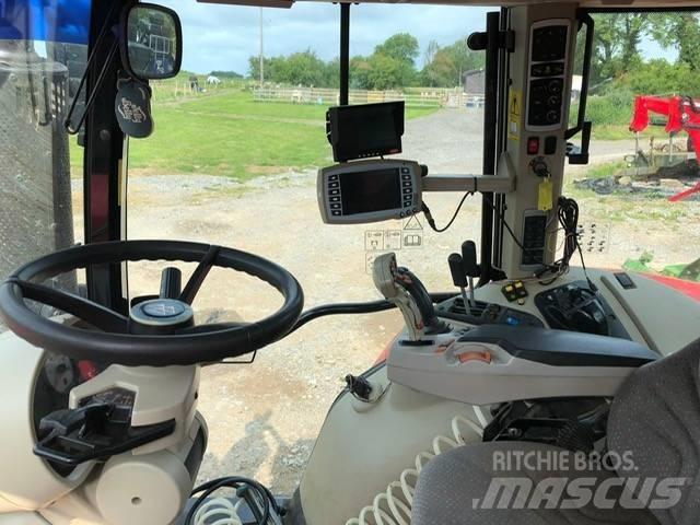 Massey Ferguson 7726 トラクター