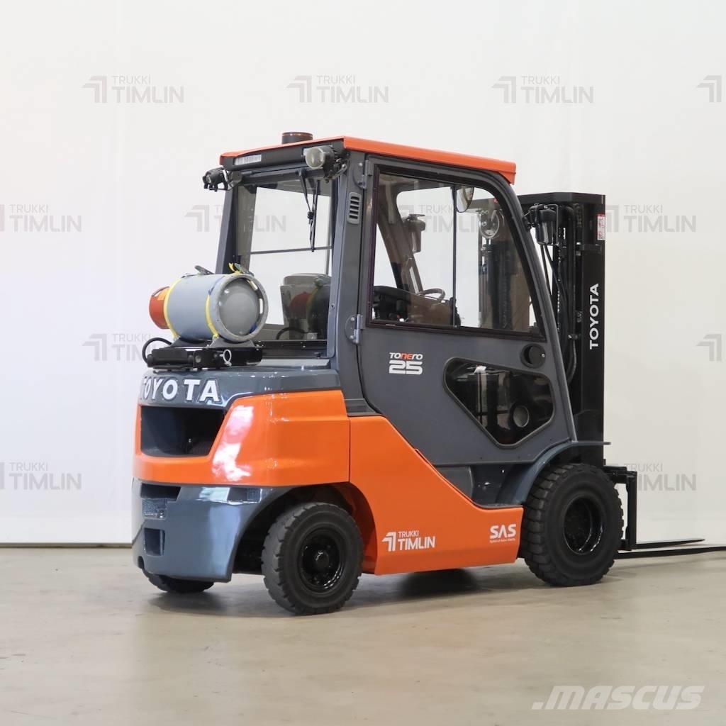 Toyota 02-8FGF25 LPGフォークリフト