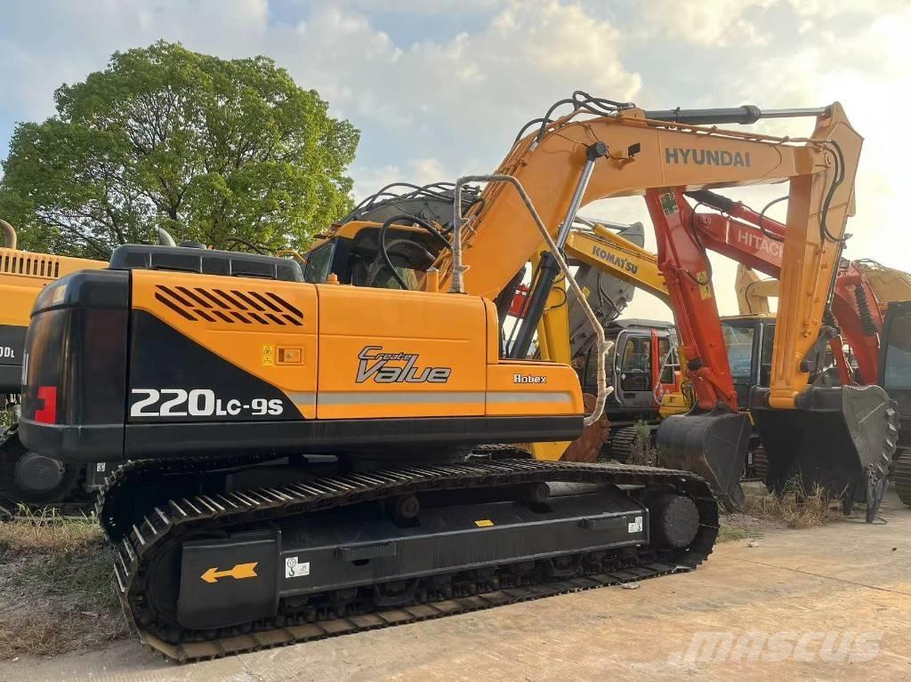 Hyundai R220LC-9S 大型油圧ショベル12t以上（パワーショベル・ユンボ）
