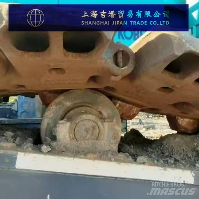 Kobelco 7300 クローラクレーン