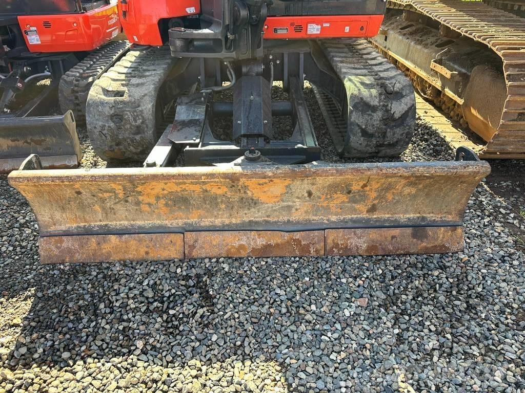 Kubota KX 080-4 ミニ油圧ショベル 7t以下（ミニユンボ・ミニディガー）