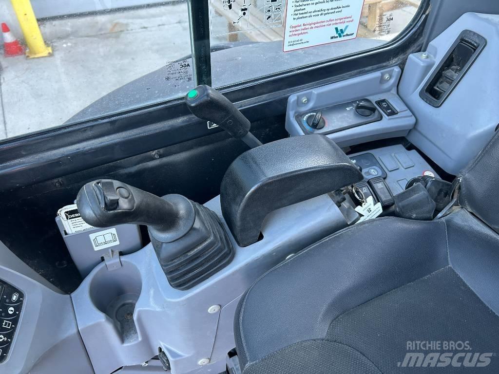 Kubota U 36-4 ミニ油圧ショベル 7t以下（ミニユンボ・ミニディガー）