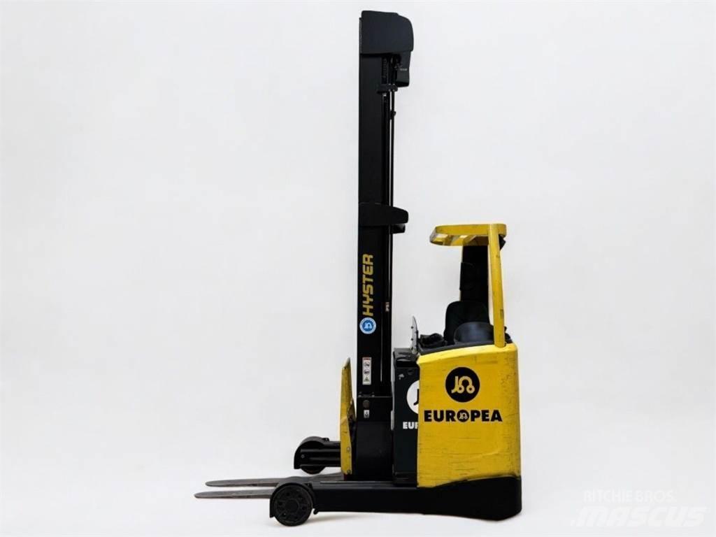Hyster R1 6 リーチフォークリフト