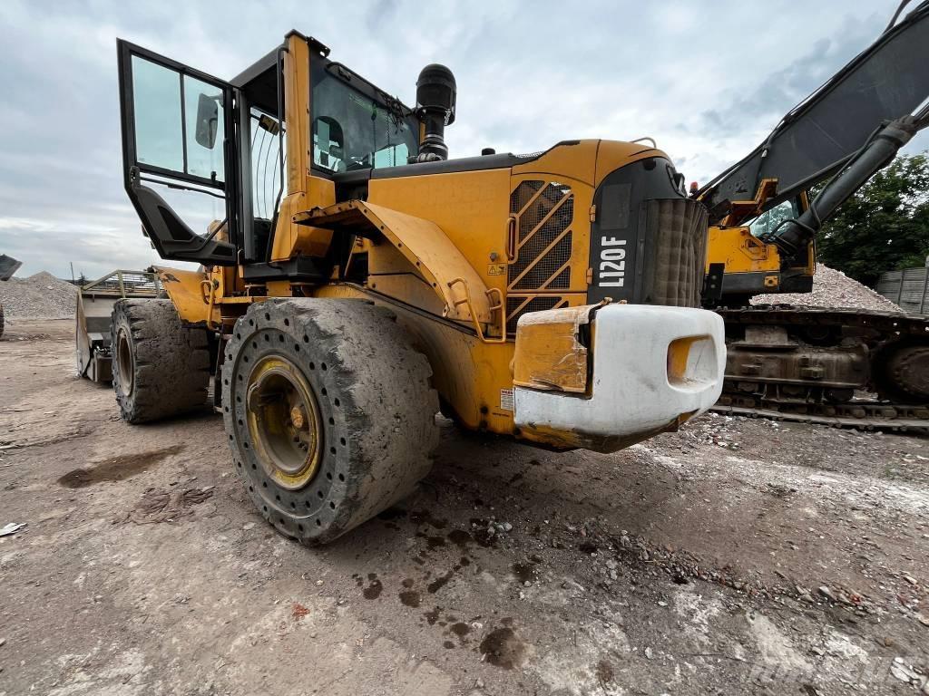 Volvo L 120 F ホイールローダー・タイヤショベル