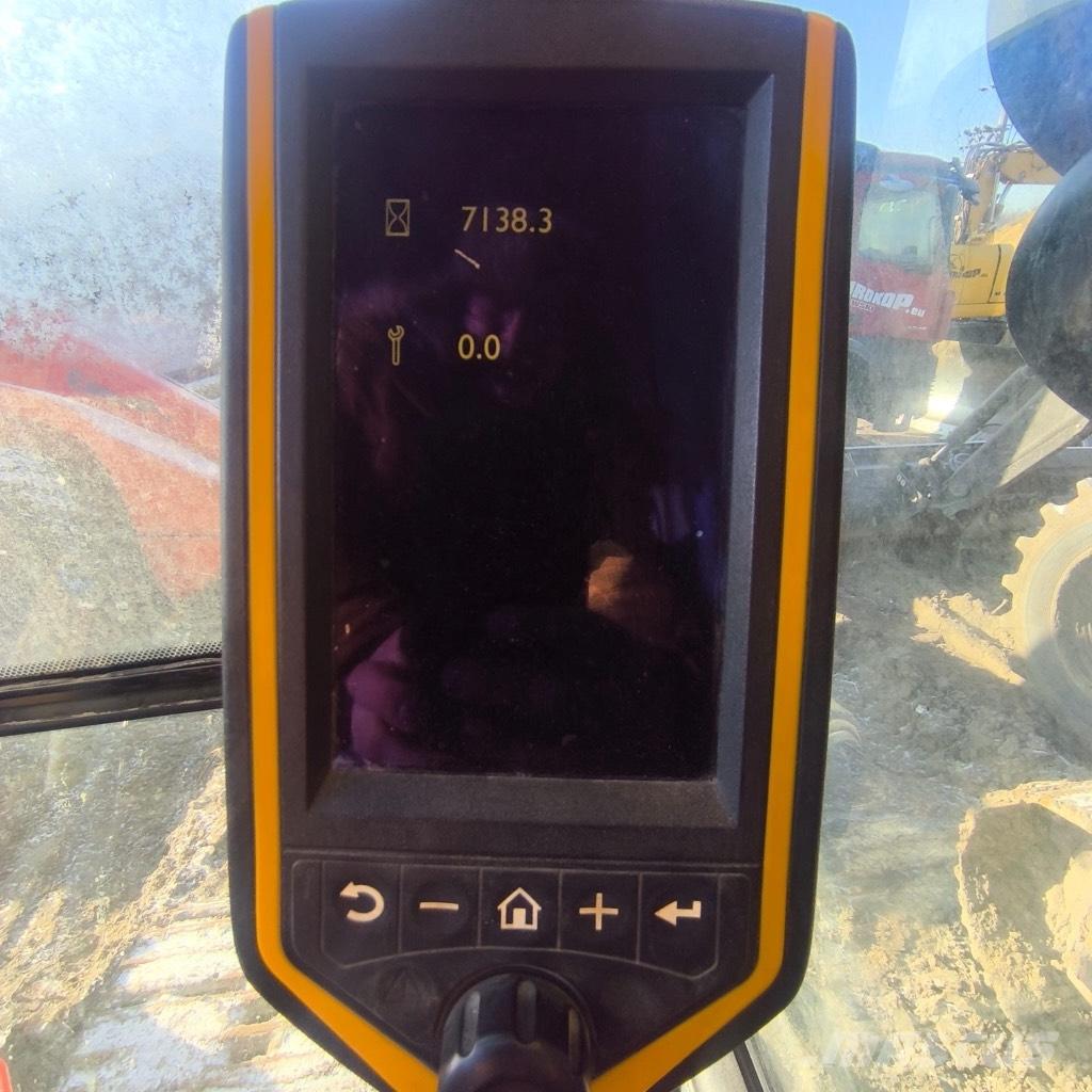 JCB JS 300 大型油圧ショベル12t以上（パワーショベル・ユンボ）