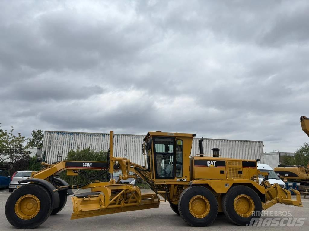 CAT 140 H モーターグレーダー