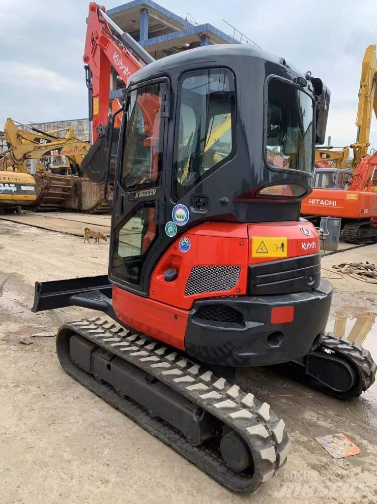 Kubota U 35-3 ミニ油圧ショベル 7t以下（ミニユンボ・ミニディガー）