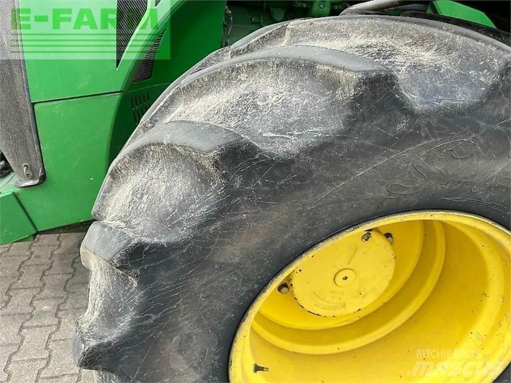 John Deere 8335r トラクター