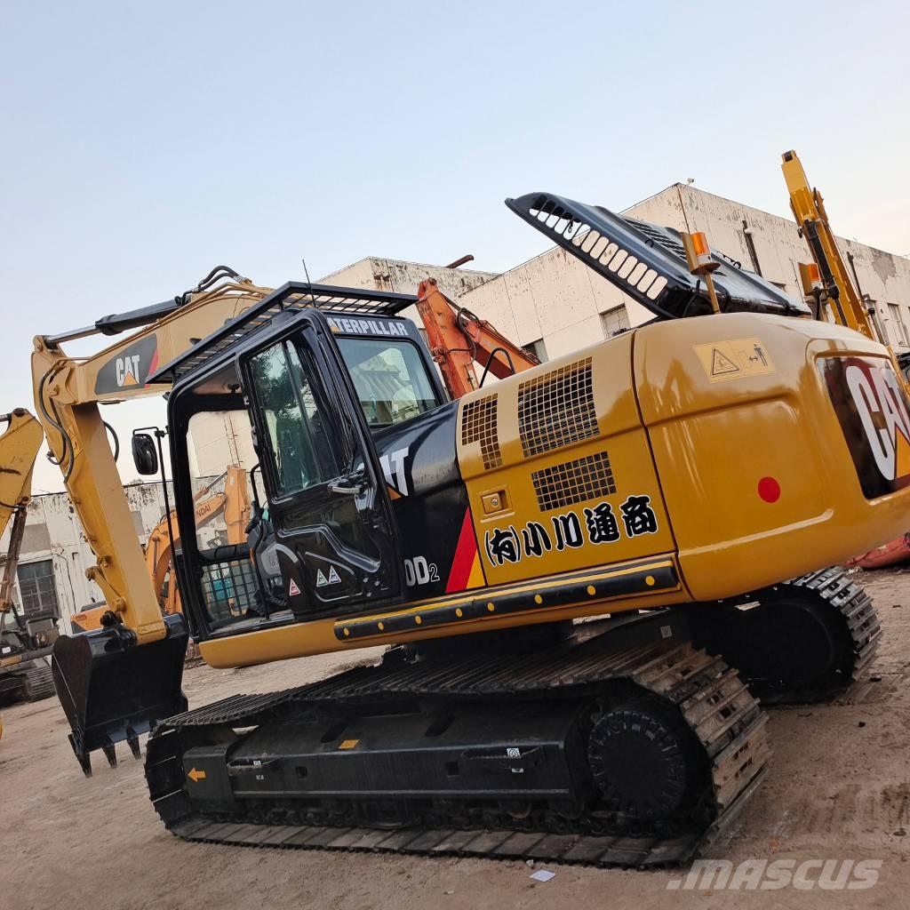 CAT 320 D2 L ホイール式油圧ショベル（パワーショベル・ユンボ・バックホー）