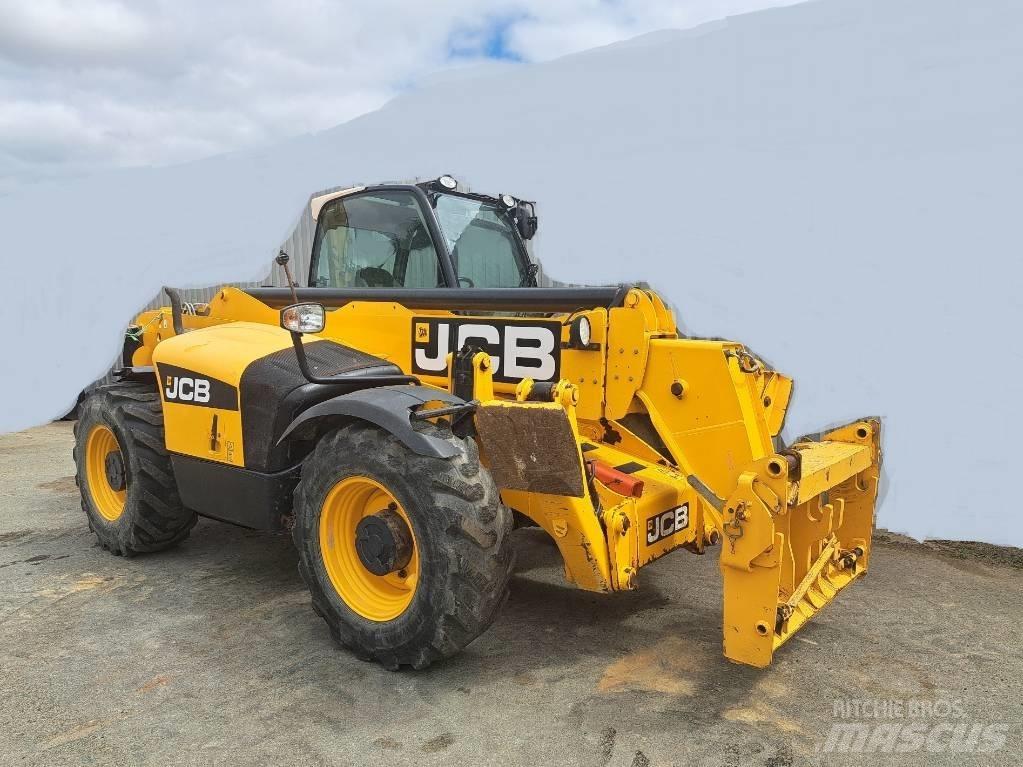 JCB 535-125 テレスコーピックハンドラー