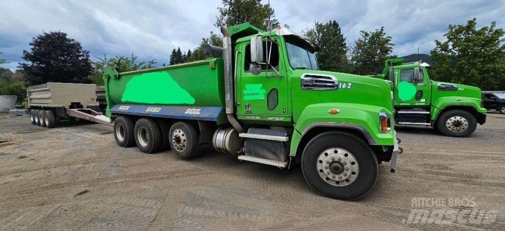Western Star 4700 ダンプ