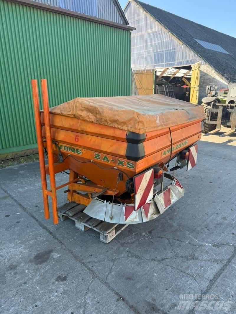 Amazone ZA XS 砂と塩撒き専用車