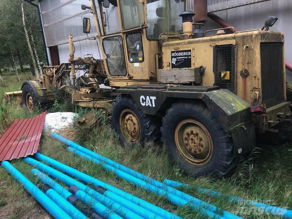 CAT 120 G モーターグレーダー