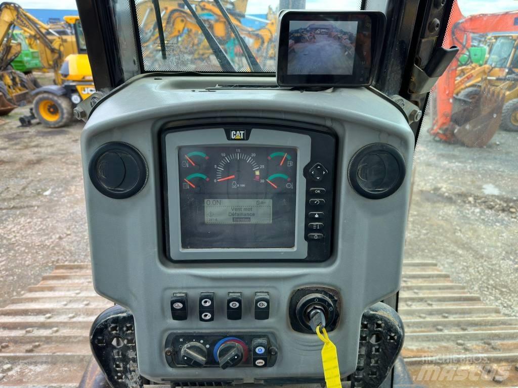CAT D 6 N LGP ブルドーザー