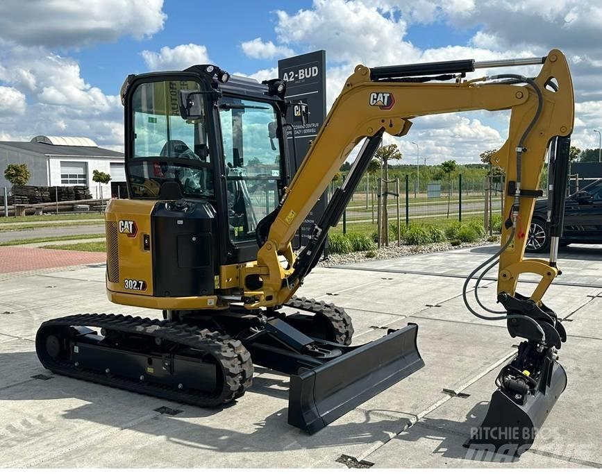 CAT 302.7 CR ミニ油圧ショベル 7t以下（ミニユンボ・ミニディガー）