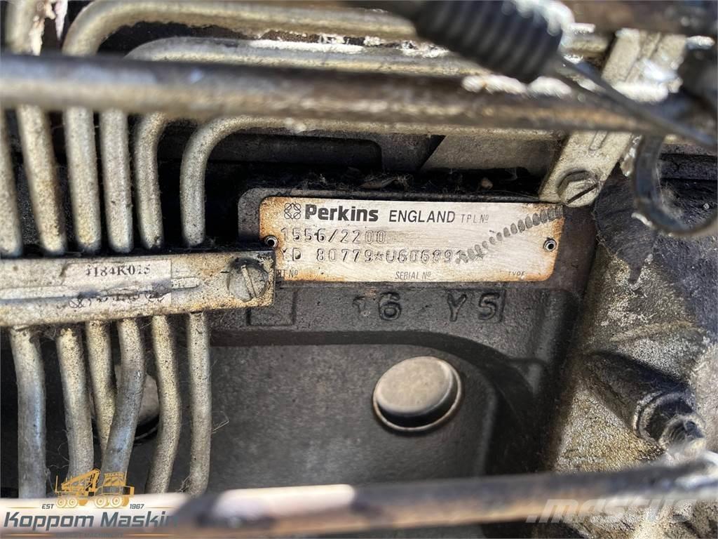 Perkins 1556/2200 エンジン