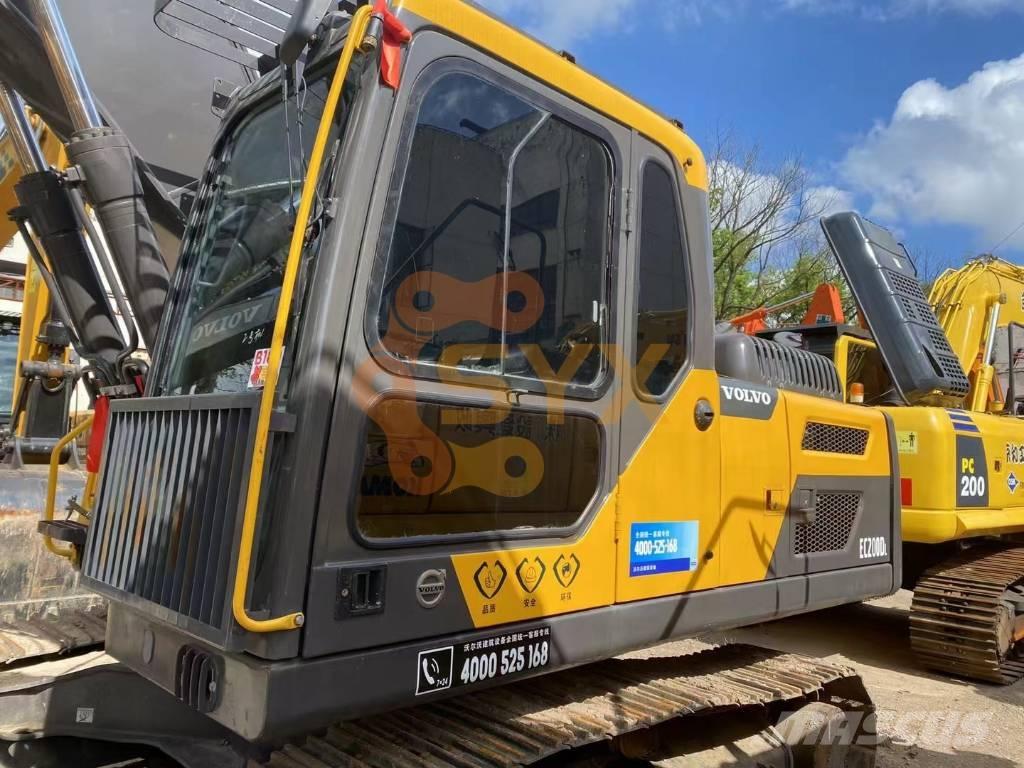 Volvo EC 200 大型油圧ショベル12t以上（パワーショベル・ユンボ）