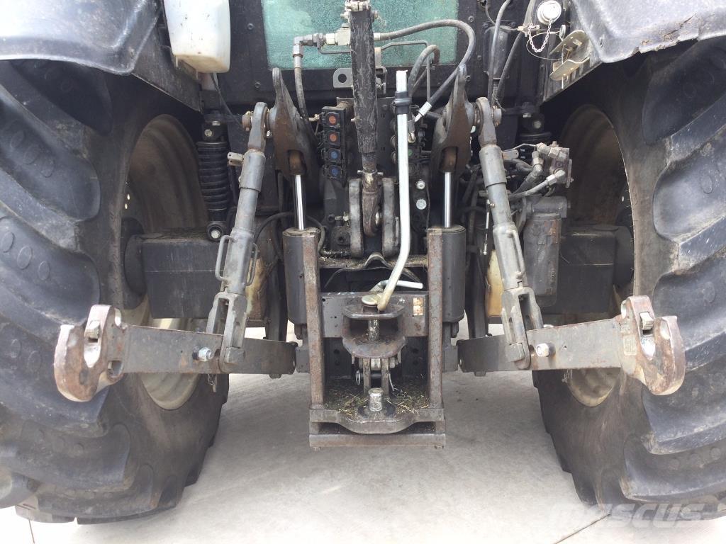 Valtra N123 トラクター