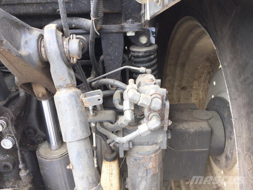 Valtra N123 トラクター