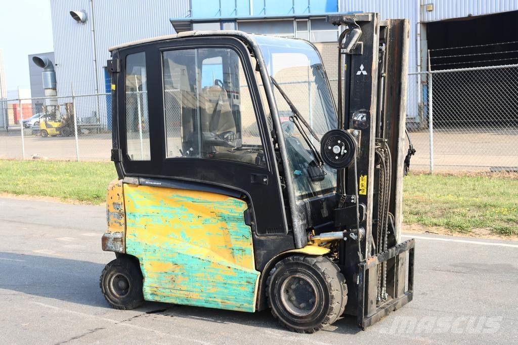 Mitsubishi FB35N バッテリーフォークリフト
