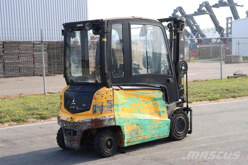 Mitsubishi FB35N バッテリーフォークリフト