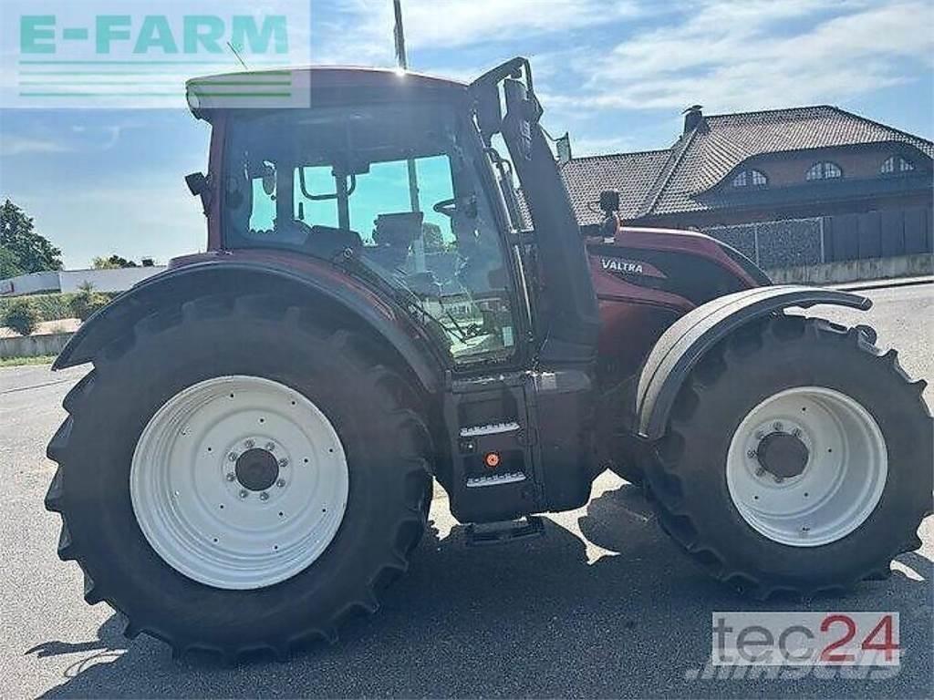 Valtra n 155 ed トラクター