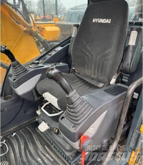 Hyundai HX 220 L 大型油圧ショベル12t以上（パワーショベル・ユンボ）