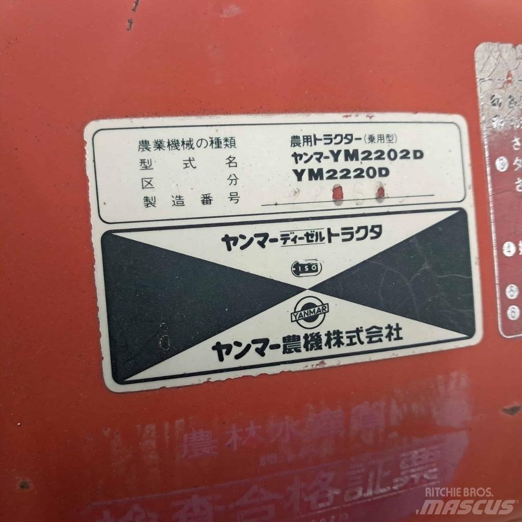 Yanmar YM 2220D トラクター